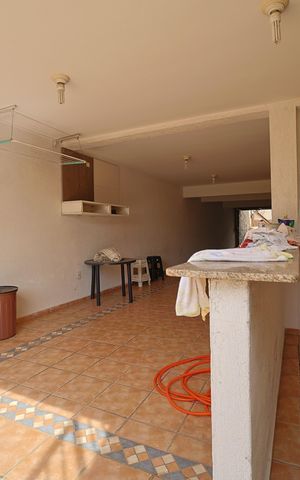 Casa à venda com 241m², 5 quartos e 6 vagasÁrea comum - Churrasqueira e Área de Serviço
