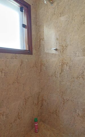 Casa à venda com 241m², 5 quartos e 6 vagasLavabo 2