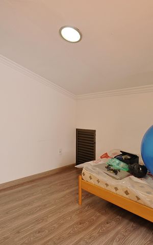 Casa à venda com 241m², 5 quartos e 6 vagasQuarto 5