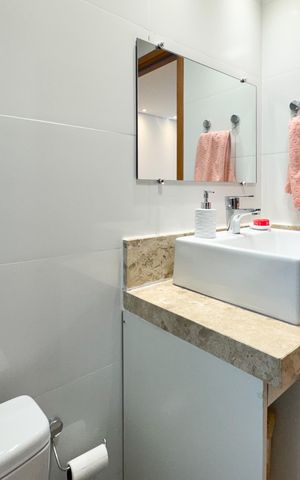 Apartamento à venda com 77m², 3 quartos e 2 vagas Apartamento à venda com 77m², 3 quartos e 2 vagasBanheiro da Suíte