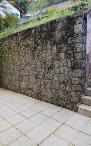 Casa de condomínio para alugar com 371m², 4 quartos e 4 vagasQuintal