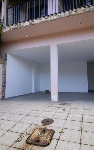 Casa de condomínio para alugar com 371m², 4 quartos e 4 vagasGaragem