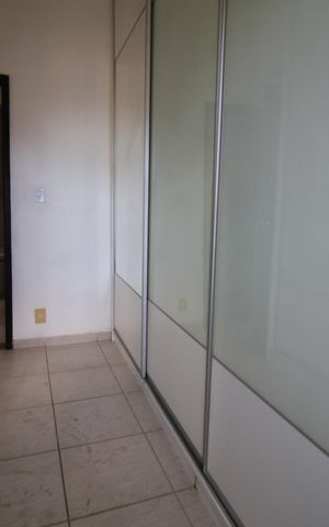 Casa de condomínio para alugar com 371m², 4 quartos e 4 vagasCloset da suíte 4