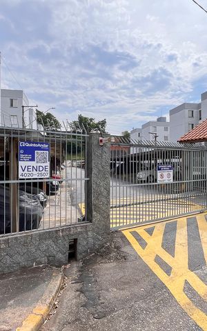 Apartamento à venda com 56m², 2 quartos e 1 vagaFachada + plaquinha