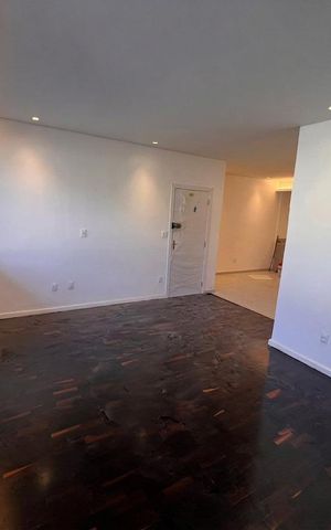 Apartamento para alugar com 100m², 3 quartos e 1 vaga Apartamento para alugar com 100m², 3 quartos e 1 vagaSala