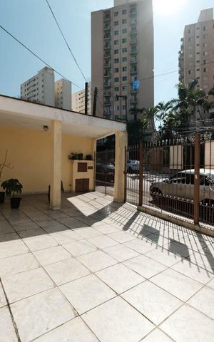 Casa à venda com 83m², 4 quartos e 1 vagaGaragem