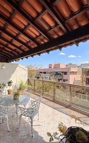 Apartamento à venda com 365m², 4 quartos e 1 vagaVaranda