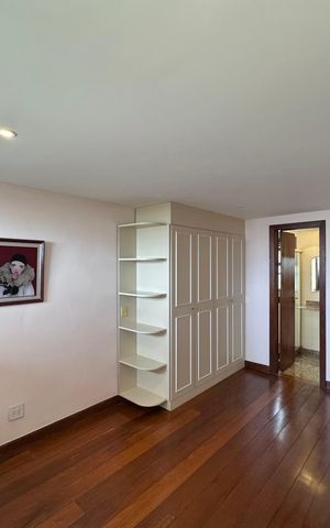Apartamento à venda com 365m², 4 quartos e 1 vagaSuíte 4