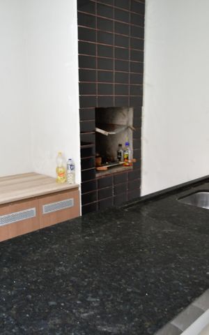 Casa de condomínio à venda com 100m², 3 quartos e 1 vagaÁrea comum - Churrasqueira