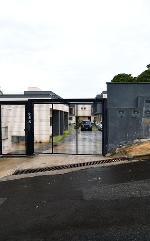 Casa de condomínio à venda com 100m², 3 quartos e 1 vagaFachado do condomínio