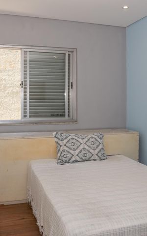 Casa à venda com 300m², 3 quartos e 2 vagas Casa à venda com 300m², 3 quartos e 2 vagasQuarto 2