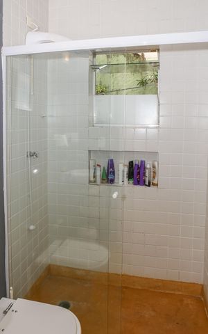 Casa à venda com 300m², 3 quartos e 2 vagas Casa à venda com 300m², 3 quartos e 2 vagasBanheiro do Salão