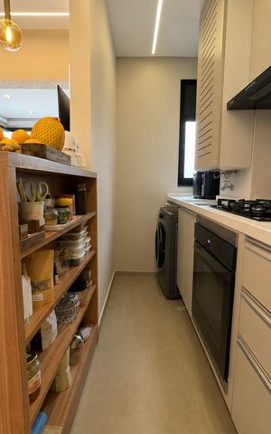 Apartamento à venda com 53m², 2 quartos e 2 vagasCozinha