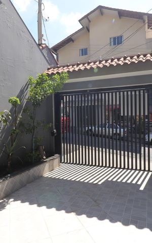 Casa à venda com 234m², 3 quartos e 2 vagasGaragem