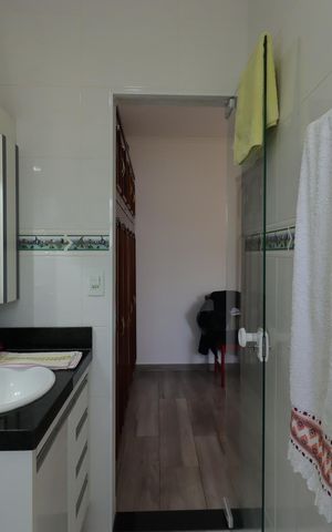Casa à venda com 234m², 3 quartos e 2 vagasBanheiro da Suíte