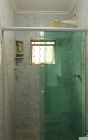Casa à venda com 234m², 3 quartos e 2 vagasBanheiro Social