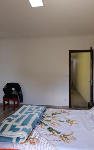 Casa à venda com 234m², 3 quartos e 2 vagasSuíte