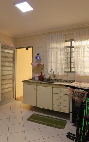 Casa à venda com 234m², 3 quartos e 2 vagasÁrea Gourmet