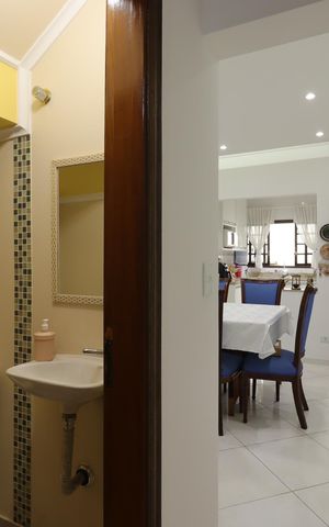 Casa à venda com 234m², 3 quartos e 2 vagasCorredor do primeiro piso