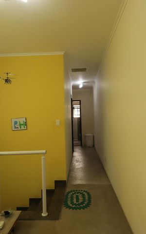 Casa à venda com 234m², 3 quartos e 2 vagasCorredor do segundo piso