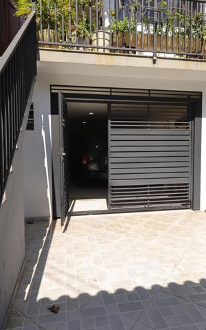Casa à venda com 234m², 3 quartos e 2 vagasGaragem