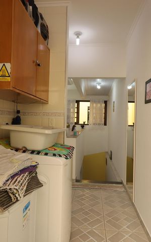 Casa à venda com 234m², 3 quartos e 2 vagasÁrea de Serviço