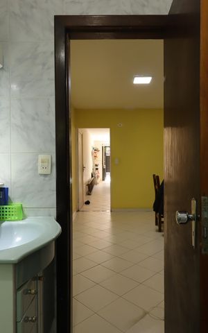 Casa à venda com 234m², 3 quartos e 2 vagasBanheiro Social