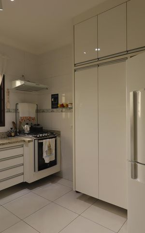 Casa à venda com 234m², 3 quartos e 2 vagasCozinha