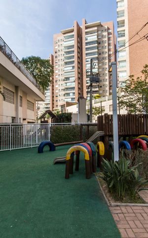 Apartamento à venda com 122m², 1 quarto e 2 vagasÁrea comum - Playground