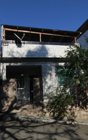 Casa de condomínio à venda com 168m², 2 quartos e 1 vagaFachada