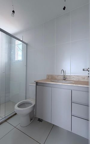 Apartamento à venda com 76m², 3 quartos e 2 vagas Apartamento à venda com 76m², 3 quartos e 2 vagasBanheiro 2