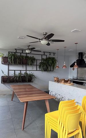 Apartamento à venda com 76m², 3 quartos e 2 vagas Apartamento à venda com 76m², 3 quartos e 2 vagasÁrea externa