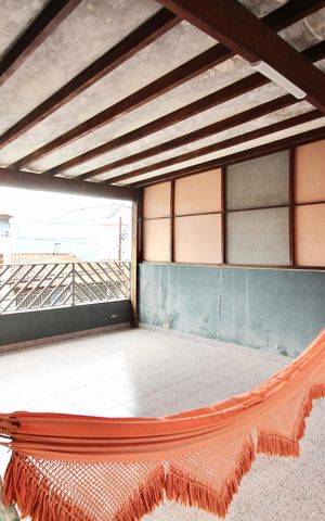 Casa à venda com 100m², 3 quartos e 2 vagas Casa à venda com 100m², 3 quartos e 2 vagasÁrea gourmet