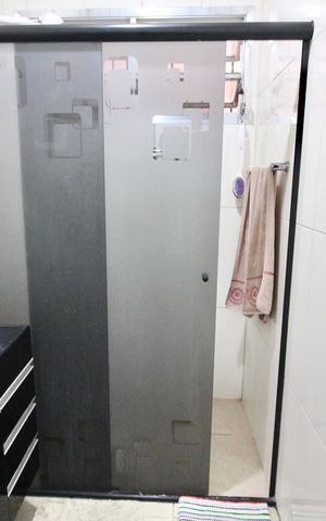 Casa à venda com 100m², 3 quartos e 2 vagas Casa à venda com 100m², 3 quartos e 2 vagasBanheiro 1
