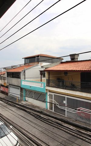 Casa à venda com 100m², 3 quartos e 2 vagas Casa à venda com 100m², 3 quartos e 2 vagasVista da Sacada