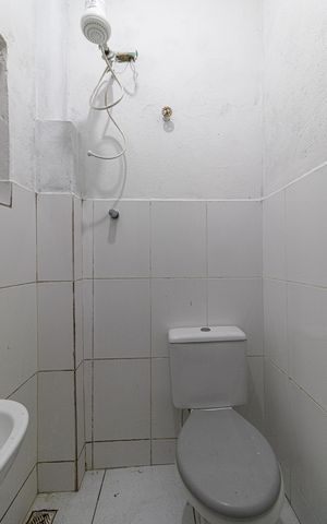 Casa para alugar com 43m², 2 quartos e sem vaga Casa para alugar com 43m², 2 quartos e sem vagaBanheiro