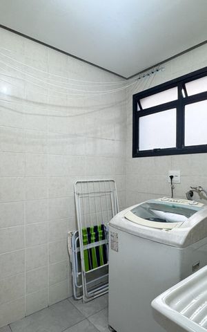 Apartamento à venda com 110m², 3 quartos e 2 vagas Apartamento à venda com 110m², 3 quartos e 2 vagasÁrea de Serviço