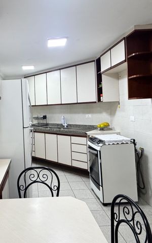 Apartamento à venda com 110m², 3 quartos e 2 vagas Apartamento à venda com 110m², 3 quartos e 2 vagasCozinha
