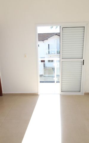 Casa de condomínio para alugar com 84m², 2 quartos e 2 vagasSuíte