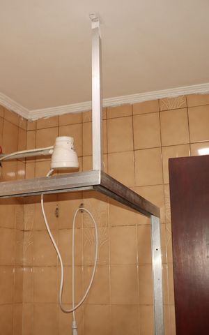 Casa para alugar com 126m², 3 quartos e 2 vagasBanheiro social