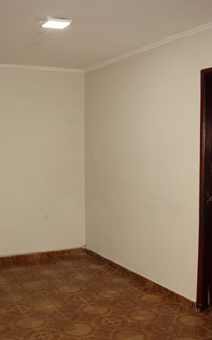 Casa para alugar com 126m², 3 quartos e 2 vagasSala