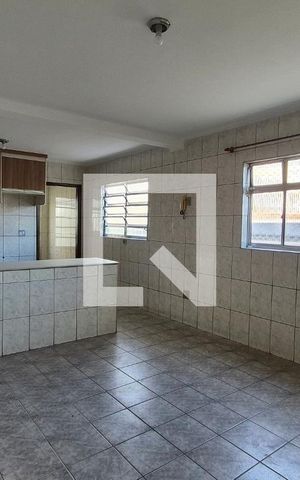 Casa para alugar com 100m², 2 quartos e sem vaga