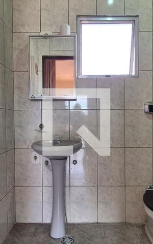 Casa para alugar com 100m², 2 quartos e sem vaga