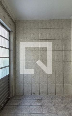 Casa para alugar com 100m², 2 quartos e sem vaga