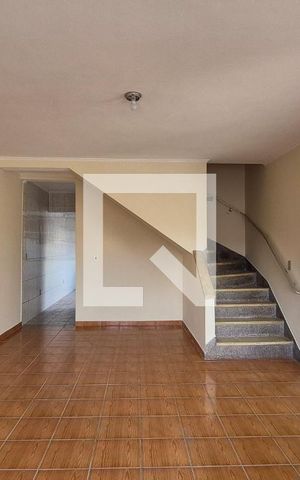 Casa para alugar com 100m², 2 quartos e sem vaga