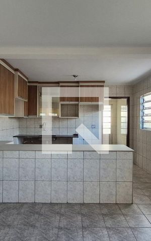 Casa para alugar com 100m², 2 quartos e sem vaga