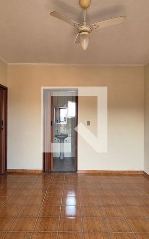 Casa para alugar com 100m², 2 quartos e sem vaga