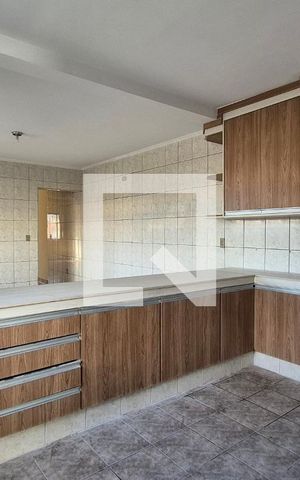 Casa para alugar com 100m², 2 quartos e sem vaga