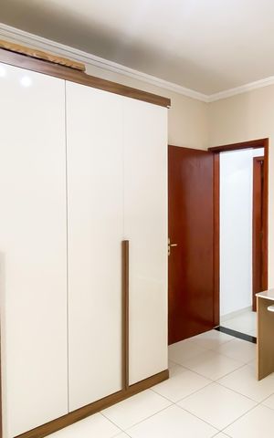 Casa de condomínio à venda com 131m², 2 quartos e 2 vagas Casa de condomínio à venda com 131m², 2 quartos e 2 vagasSuite 1