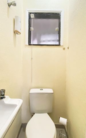 Casa de condomínio à venda com 131m², 2 quartos e 2 vagas Casa de condomínio à venda com 131m², 2 quartos e 2 vagasLavabo